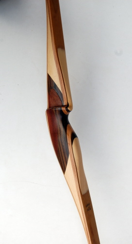 Griffholz: Yarrah, Ziricote, Ahorn